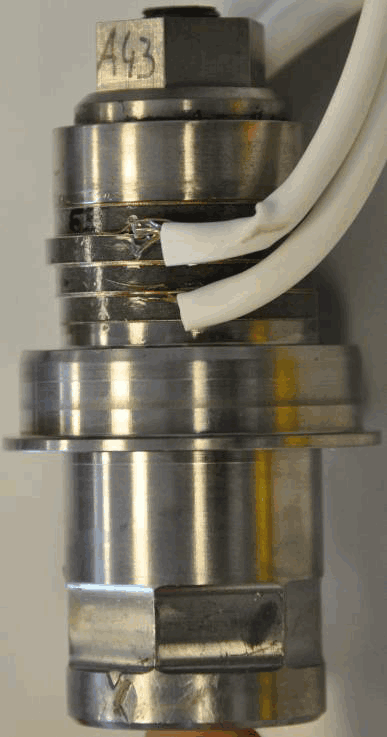 30 kHz ultrasonic transducer with shifted piezoceramics (Hampton)